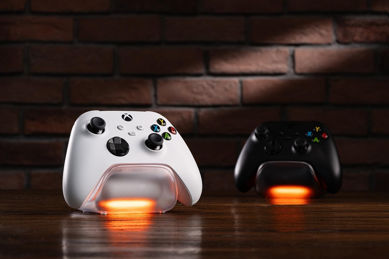 image:image8BitDo Charging Dock for Xbox Series XS Wireless Controllers Fast Charging Station with 1100mAh Battery Pack Officially Licensed Forza Horizon 6 Limited EditionWhite