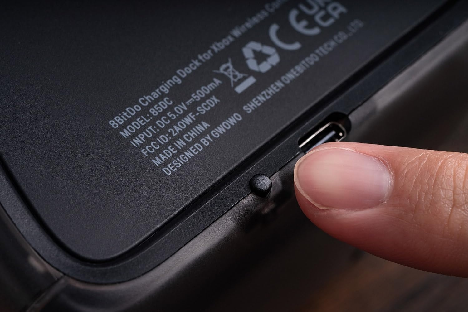 image:image8BitDo Charging Dock for Xbox Series XS Wireless Controllers Fast Charging Station with 1100mAh Battery Pack Officially Licensed Forza Horizon 6 Limited EditionBlack